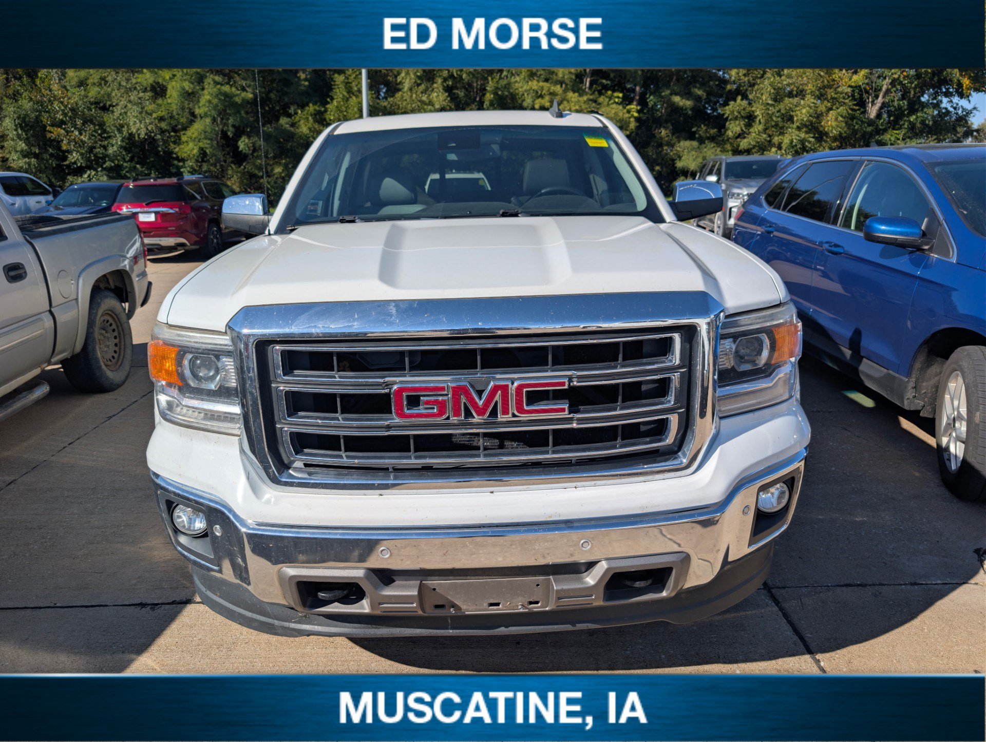 Used 2015 GMC Sierra 1500 SLT w/ SLT Crew Cab Value Package AWD/4WD image 3