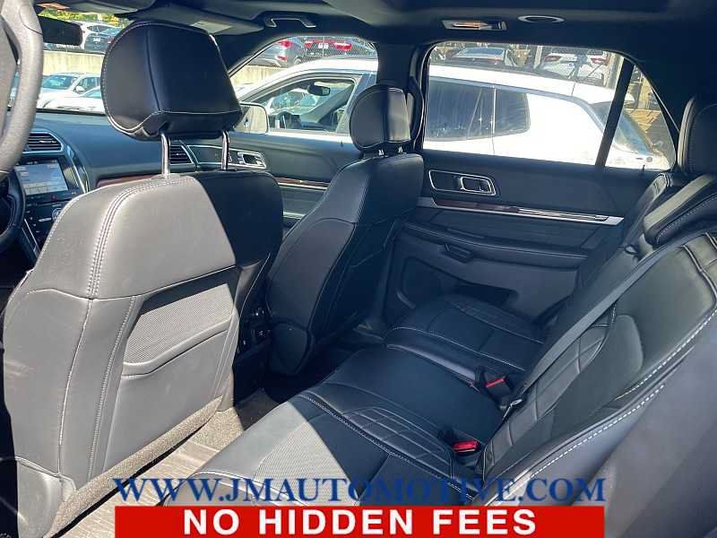 Used 2017 Ford Explorer Platinum AWD/4WD image 3