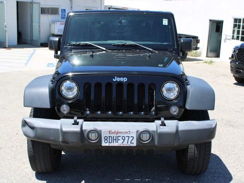 Used 2018 Jeep Wrangler Sport AWD/4WD image 2
