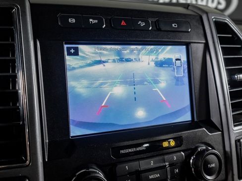 Used 2019 Ford F250 XLT w/ XLT Premium Package image 21