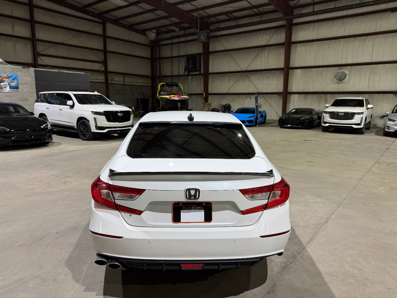 Used 2018 Honda Accord Touring image 6