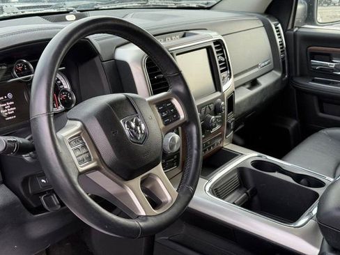 Used 2016 RAM 1500 Laramie w/ Convenience Group image 18