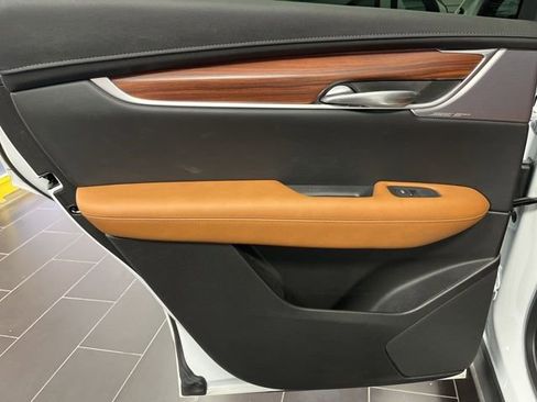 Certified 2024 Cadillac XT5 Premium Luxury w/ Technology Package image 11