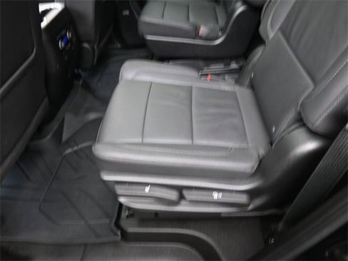 Used 2023 Chevrolet Tahoe LT w/ LT Signature Plus Package image 21