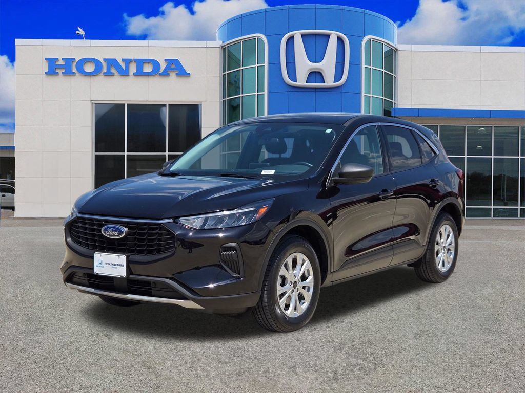 Used 2024 Ford Escape Active AWD/4WD image 7