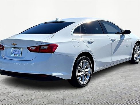 Used 2023 Chevrolet Malibu LT image 2