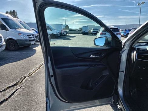 Used 2024 Chevrolet Equinox LT image 20