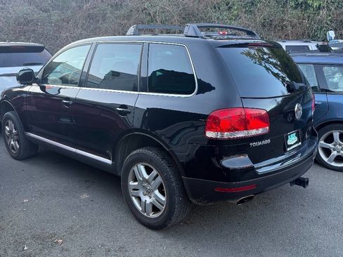 Used 2004 Volkswagen Touareg V8 image 2