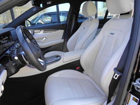 Used 2021 Mercedes-Benz E 53 AMG 4MATIC Sedan image 9