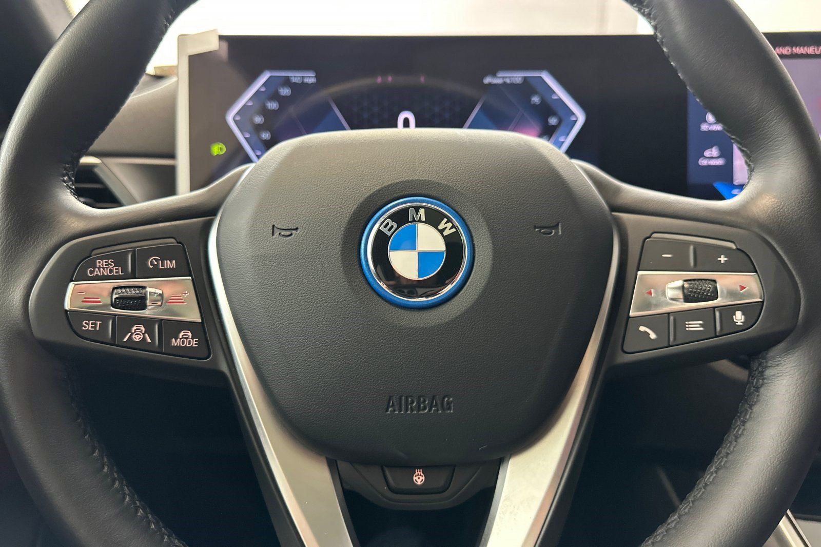 Used 2024 BMW i4 eDrive35 w/ Premium Package RWD image 10
