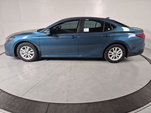 New 2026 Toyota Camry LE image 2