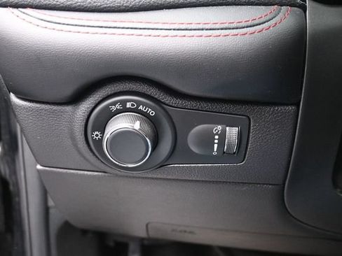 Used 2025 Dodge Durango R/T AWD/4WD image 31