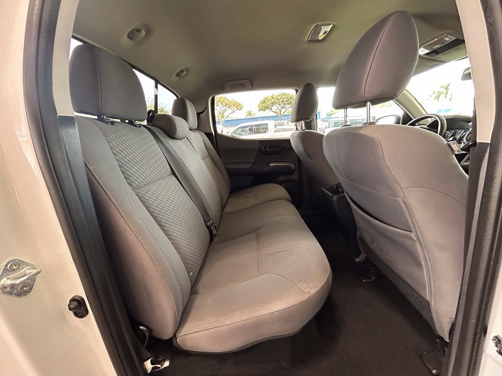 Used 2021 Toyota Tacoma SR5 RWD image 31