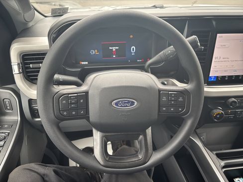 New 2026 Ford F250 XLT w/ XLT Premium Package image 18