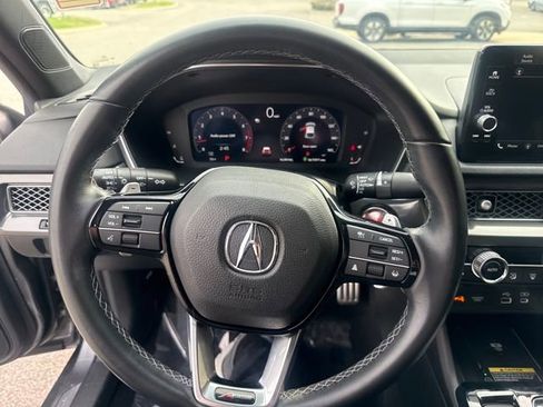 Used 2023 Acura Integra A-Spec FWD image 11