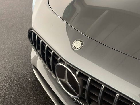 Used 2023 Mercedes-Benz SL 43 AMG image 11