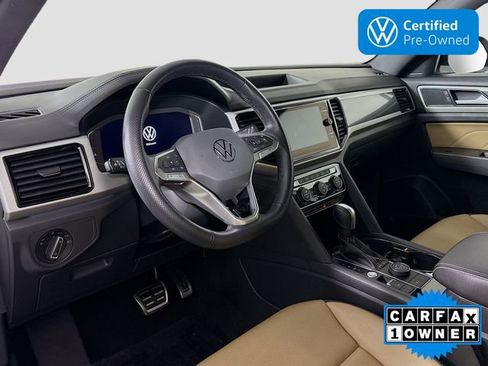 Used 2023 Volkswagen Atlas Cross Sport SEL R-Line image 9