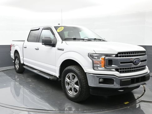 Used 2018 Ford F150 XLT w/ Equipment Group 301A Mid AWD/4WD image 6