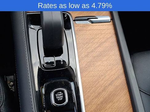 Certified 2024 Volvo XC90 B6 Plus w/ Protection Package Premier image 17