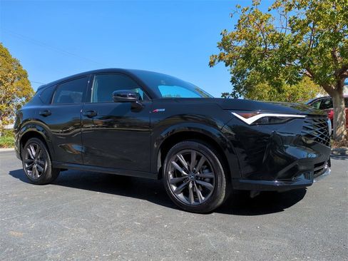 Used 2025 Acura ADX A-Spec image 2