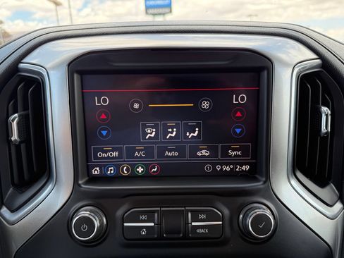 Certified 2020 Chevrolet Silverado 2500 LT w/ All Star Edition AWD/4WD image 27