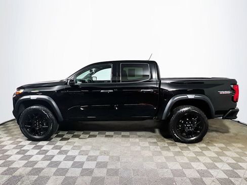 Used 2024 Chevrolet Colorado Trail Boss w/ LPO, Dark Essentials Package AWD/4WD image 5