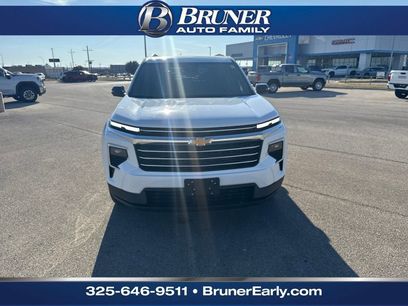 New 2026 Chevrolet Traverse LT w/ Sun and Wheel Package