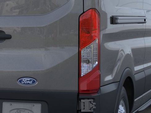 New 2026 Ford Transit 250 148 Medium Roof Extended AWD image 21