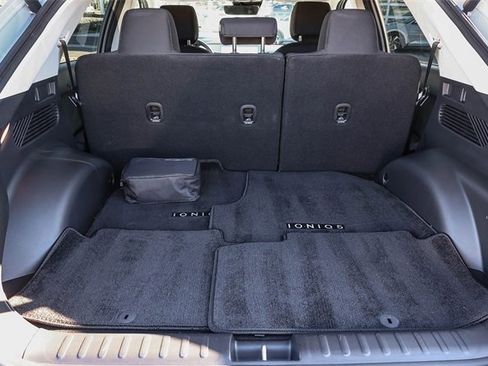 Certified 2024 Hyundai Ioniq 5 SEL image 29
