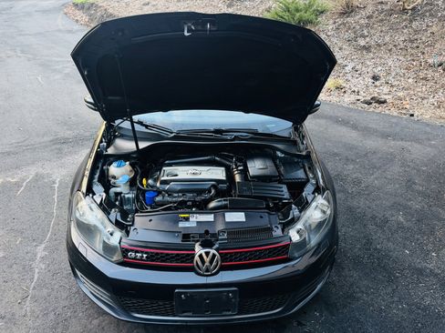 Used 2014 Volkswagen GTI Wolfsburg Edition FWD image 12