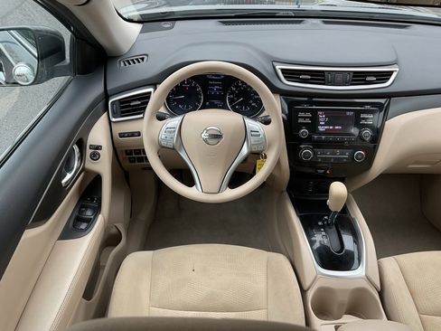 Used 2015 Nissan Rogue S image 15