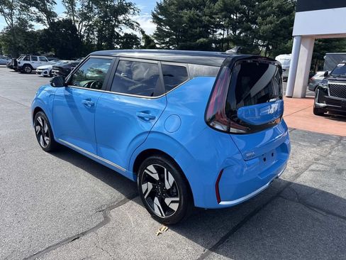 Used 2023 Kia Soul GT-Line FWD image 3