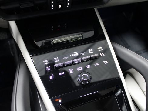 New 2026 Porsche Cayenne image 30