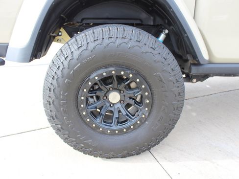 Used 2020 Jeep Gladiator Rubicon image 52