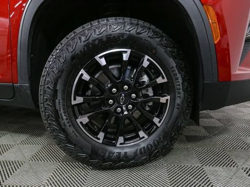 Used 2026 Chevrolet Traverse Z71 w/ LPO, Floor Liner Package AWD/4WD image 15