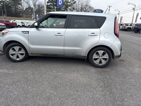 Used 2016 Kia Soul image 5