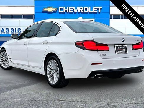 Used 2021 BMW 530i w/ Convenience Package RWD image 3