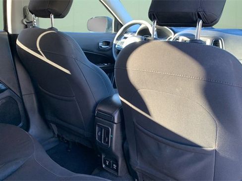 Used 2019 Jeep Compass Sport image 42