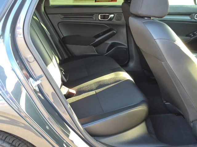 Used 2025 Honda Civic Sport image 19