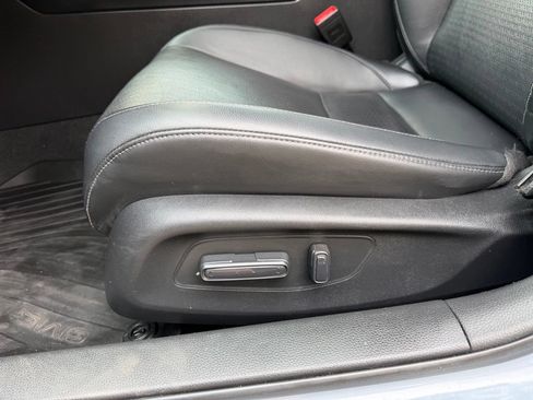 Used 2022 Honda Civic Touring image 14