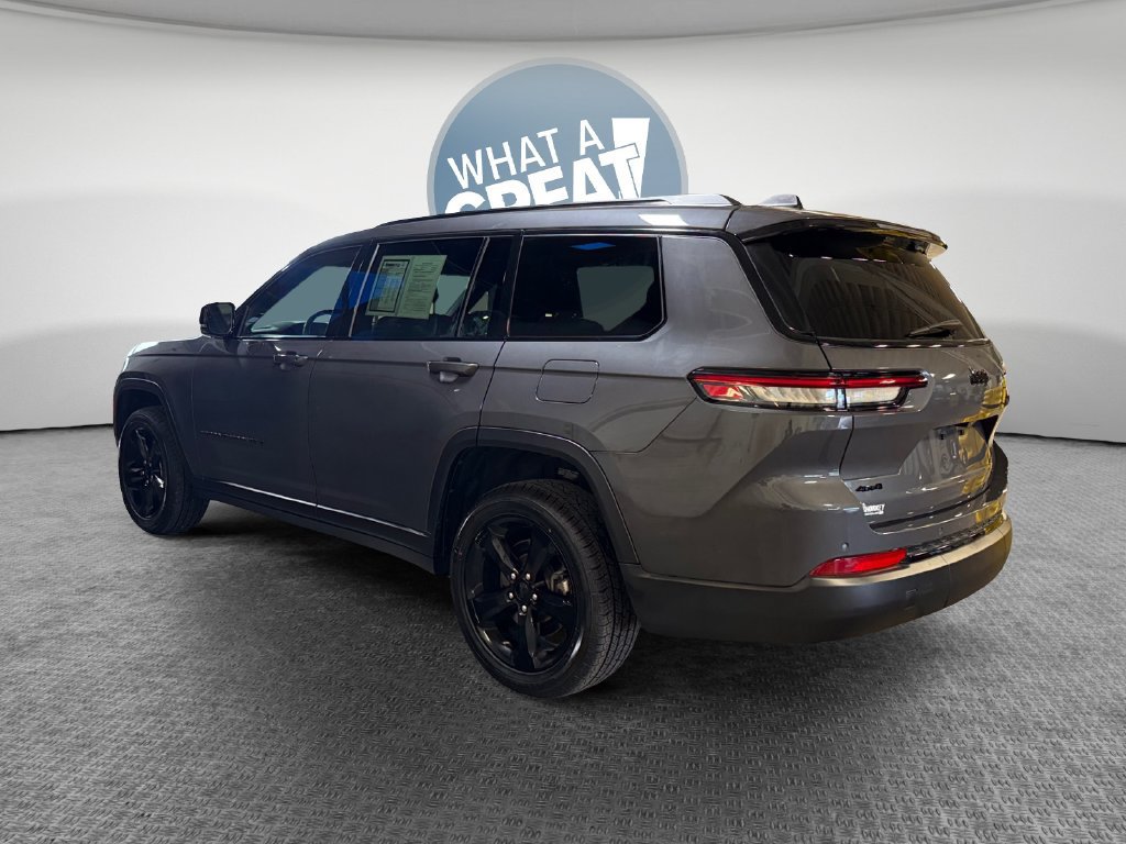 Used 2024 Jeep Grand Cherokee L Altitude AWD/4WD image 6