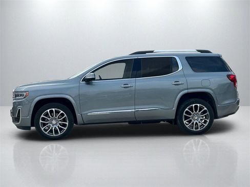 Used 2023 GMC Acadia Denali w/ Denali Ultimate Package image 8