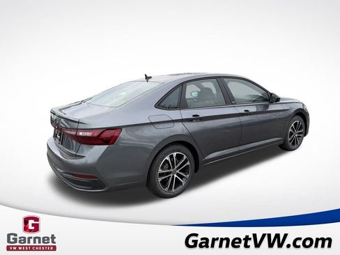 New 2025 Volkswagen Jetta Sport image 5