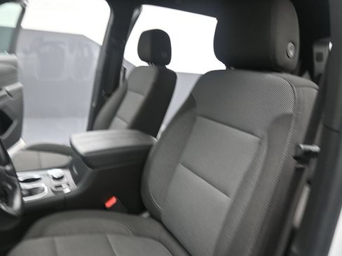 Used 2023 Chevrolet Traverse LT w/ LPO, Floor Liner Package AWD/4WD image 17