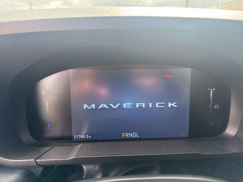 Used 2025 Ford Maverick XL image 15