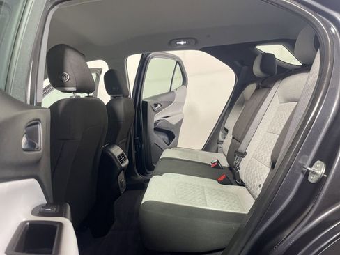 Used 2022 Chevrolet Equinox LS AWD/4WD image 19