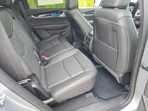 New 2025 Cadillac XT5 Premium Luxury w/ LPO, Floor Liner Package FWD image 10