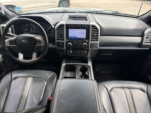 Used 2020 Ford F250 Platinum w/ FX4 Off-Road Package AWD/4WD image 19