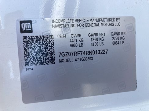 New 2024 GMC Savana 3500 w/ Power Convenience Package image 54