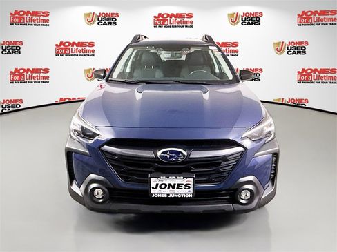Used 2024 Subaru Outback Premium image 11